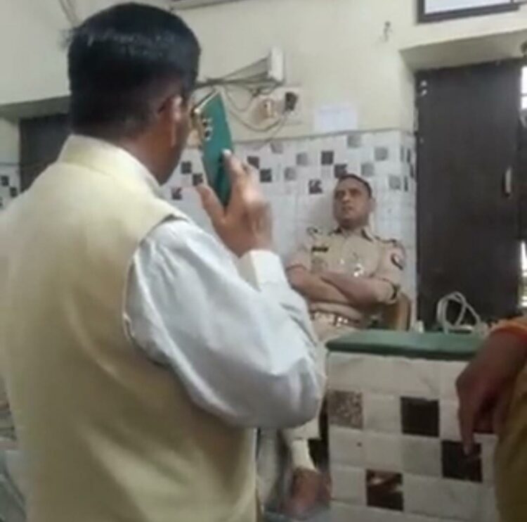 छावनी विधायक और दरोगा के बीच थाने में नोकझोंक, दरोगा लाइन हाजिर