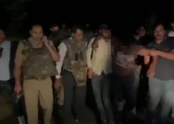 जैतपुर थाना पुलिस की बदमाशों से हुई मुठभेड़