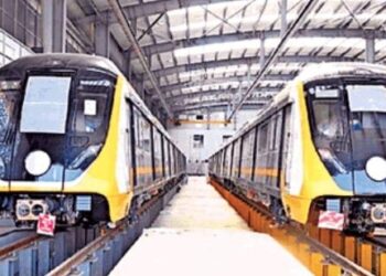 700 मीटर लंबी टेस्टिंग ट्रैक पर दौड़ी आगरा मेट्रो