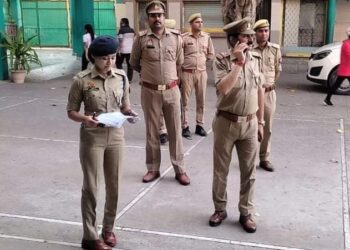 आगरा जिले में कुल 40.38 और नगर निगम का 37.07 प्रतिशत रहा मतदान