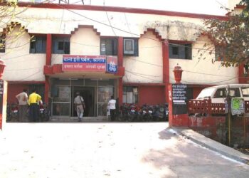 ड्राई फ्रूट्स और मसाला कंपनी के नाम पर एक करोड़ रुपए की ऑनलाइन ठगी