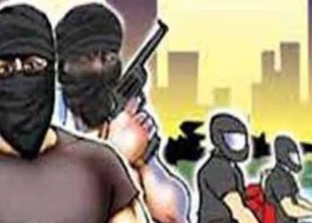 बरहन में ज्वेलर पर तमंचा तानकर की लूट, मोटरसाइकिल भी ले गए