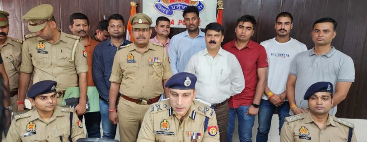करोड़ों रुपये की ठगी करने वाले छह ठग पकड़े, बरामद किया करोड़ों का माल