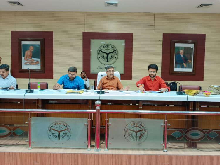 दो अधिशासी अधिकारियों पर सूचना न देने पर सूचना आयुक्त ने लगाया 1.50 लाख का दण्ड