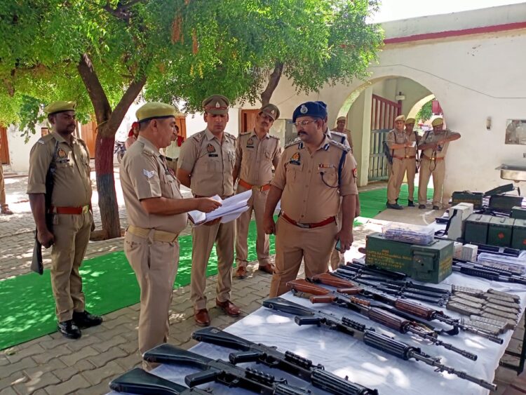 पुलिस अपर आयुक्त ने किया खैरागढ़ थाने का निरीक्षण, मची खलबली