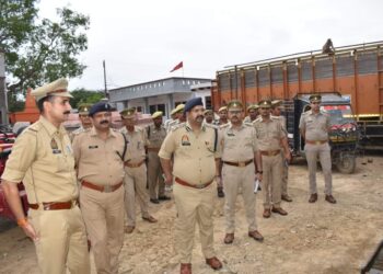 अछनेरा थाने का पुलिस अपर आयुक्त ने किया निरीक्षण, मिलीं कई खामियां
