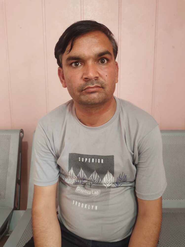 जगनेर एसबीआई बैंक में व्यापारी से साढ़े आठ लाख रुपए की चोरी
