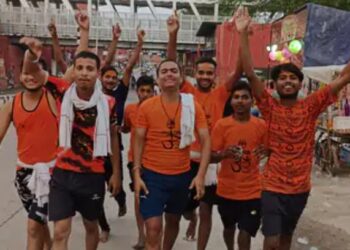 परिक्रमा में सभी उम्र के शिव भक्त हो रहे शामिल, जगह-जगह भंडारे का आयोजन