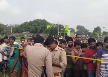 डौकी में युवक की बेरहमी से हत्या, कई बार चाकू से गोदा