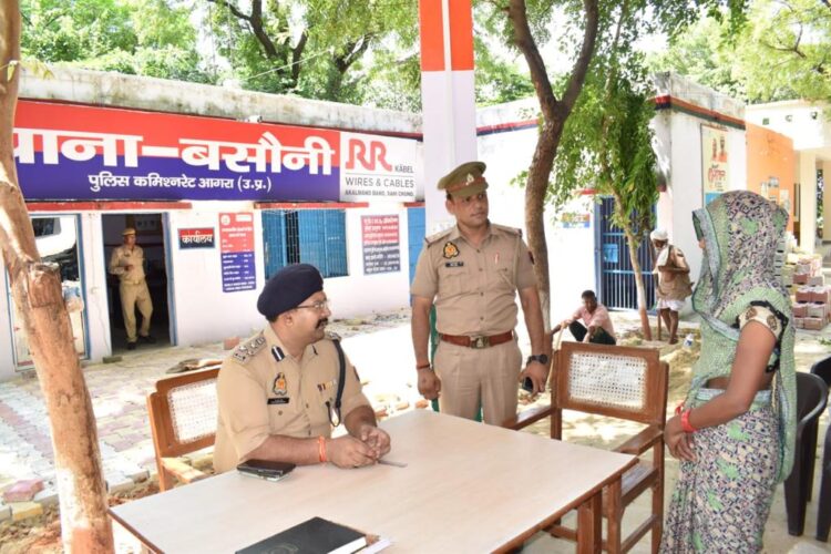 पुलिस आयुक्त ने पिनाहट और बासोनी का किया निरीक्षण