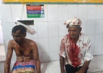 बच्चों के विवाद में चले लाठी फरसे तीन घायल, एक गम्भीर