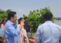 मंडलायुक्त ने यमुना आरती घाट का किया निरीक्षण