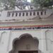 दुकान पर ग्राहक बनकर पहुंचे बदमाशों ने व्यापारी की आंखों में मिर्च झोंक लूटी चेन