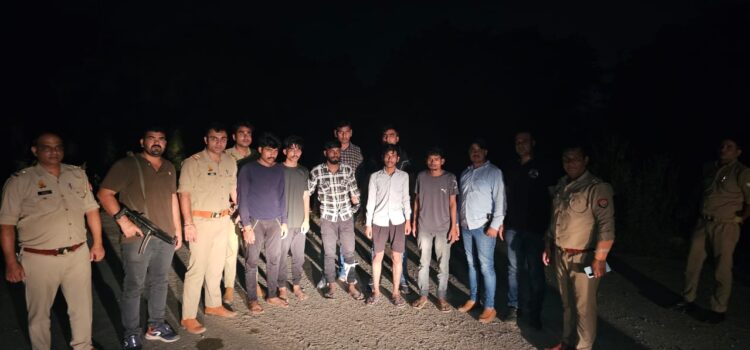 व्यापारी की आंखों में मिर्च झोंक चेन लूटने बाले बदमाशों से पुलिस की मुठभेड़