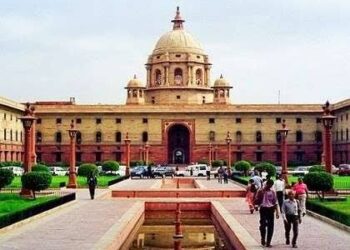 बांके बिहारी मंदिर कॉरिडोर केस में आगरा के प्रखर गर्ग की अर्जी…प्रोजेक्ट के 510 करोड़ देंगे