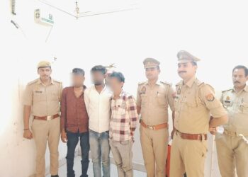दबदबा कम होता देख कर दी युवक की हत्या, तीन पकड़े