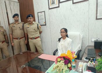 सेंट कॉनरेड्स की 10वीं की छात्रा गौरी एक दिन के लिए बनीं सिकंदरा थाने की प्रभारी