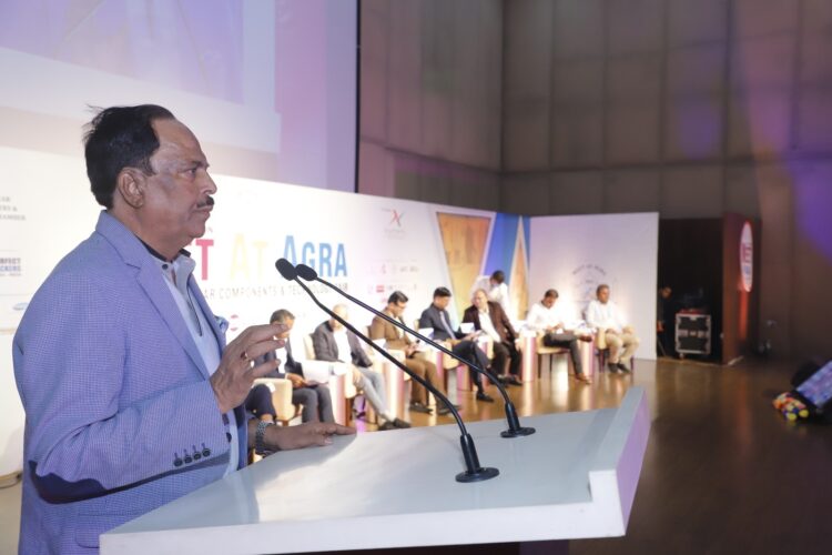 स्मार्ट फुटवियर और एआई के इस्तेमाल से फुटवियर सेक्टर का लीडर बनेगा भारत