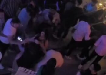 मॉलिक्यूल रूफटॉप में महिलाओं के साथ छेड़छाड़ का विरोध करने पर मारपीट