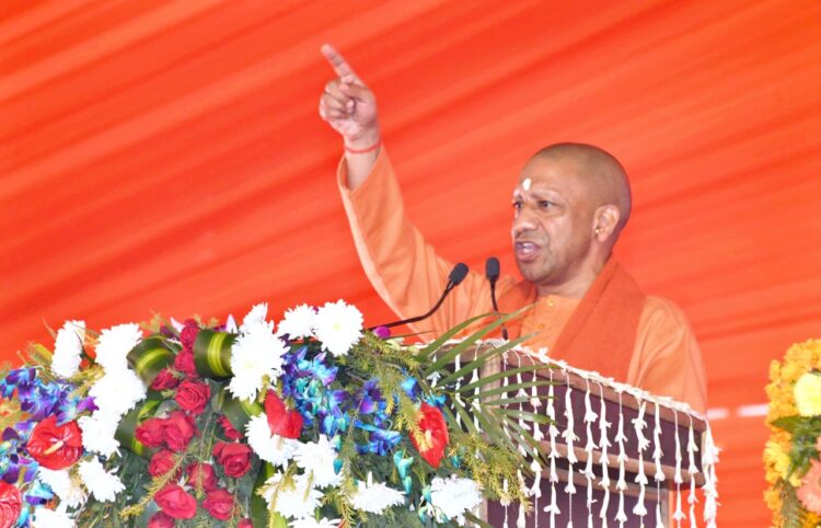 अटल जयंती पर आगरा से मथुरा हेलीकॉप्टर सेवा शुरू