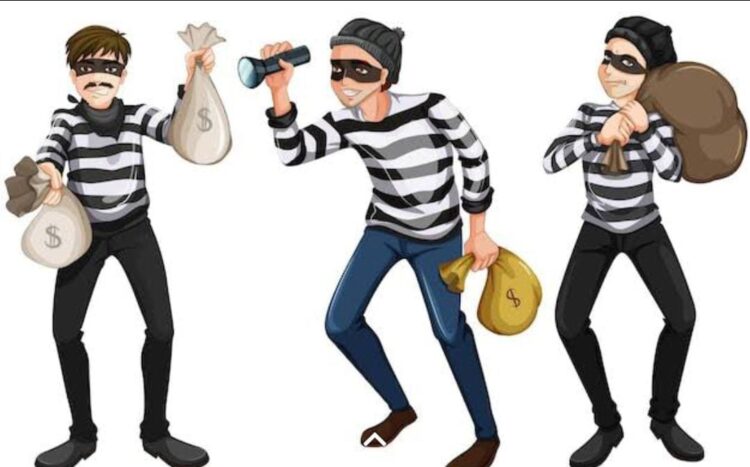 जगदीशपुरा में पूर्व नगर आयुक्त के घर में जंगला काटकर घुसे बदमाशों ने बंधक बनाकर की लूटपाट