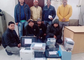 फर्जी मार्कशीट बनाने वाले गिरोह के चार सदस्यों को एसटीएफ में पकड़ा