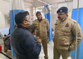 तेज रफ्तार अर्टिगा कार मोड़ पर अनियंत्रित होकर नहर में जा गिरी, चार की मौत