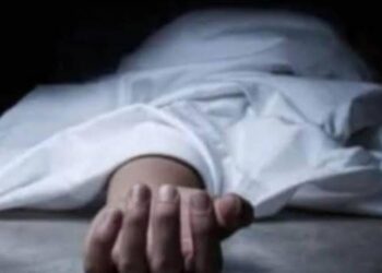 पत्नी दरोगा से दोबारा थर्ड डिग्री ना दिला दे इसलिए कर ली आत्महत्या