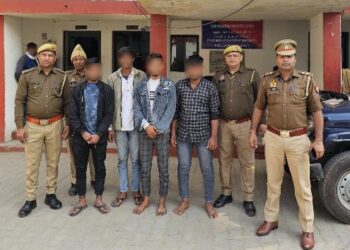 गर्लफ्रेंड को नया मोबाइल फोन दिलाने, गाड़ी की किस्त भरने को करते थे लूट