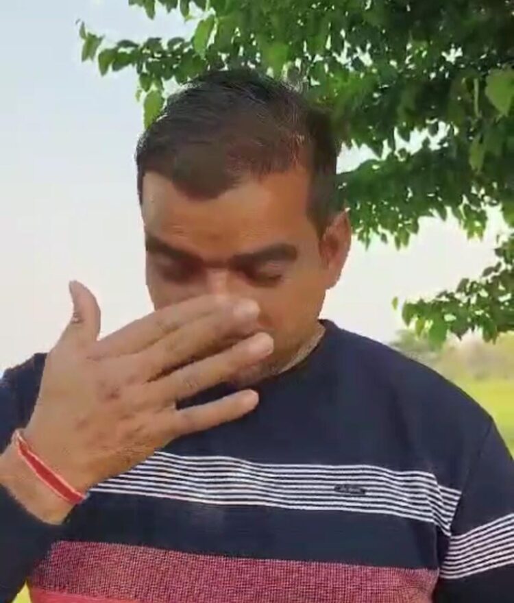 ट्रैक्टरकांड: सिपाही का वीडियो वायरल, रोते हुए बोला मेरी इतनी औकात नहीं, थानाध्यक्ष ने बदलवाया ट्रैक्टर