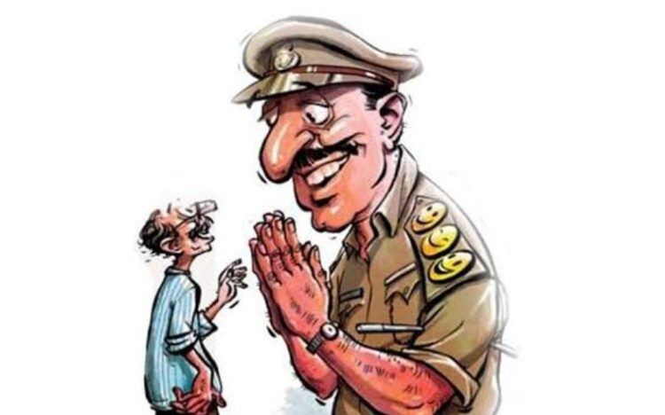 ट्रैक्टरकांड: खंदौली पुलिस की होशियारी लाजवाब, मुकदमा दर्ज नहीं था और मुल्जिम से जमानत का नोटिस कराया तामिल