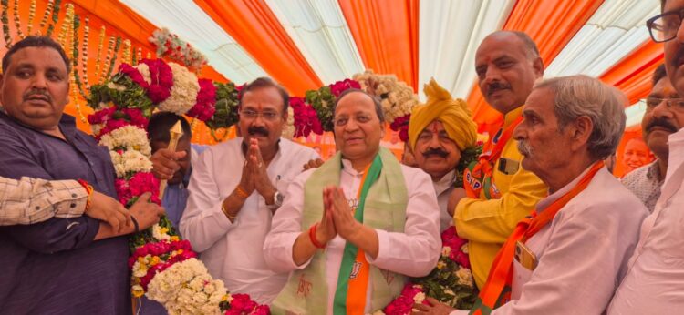 जिसको पार्टी ने सबकुछ दिया उसका बच्चा निर्दलीय चुनाव लड़ रहा है: अरुण सिंह