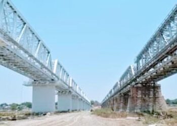 यमुना पर रेलवे का तीसरा पुल तैयार, जून में होगा ट्रैक बिछाने का कार्य