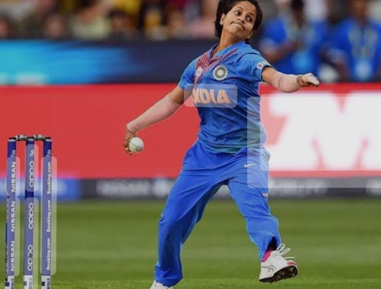 क्रिकेटर पूनम यादव को मिली जमीन खाली करने की धमकी