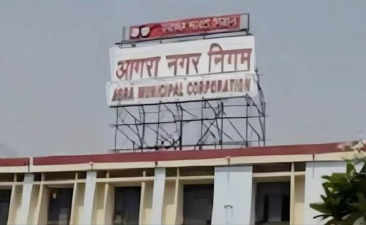 घरों में दरारें पड़ने पर नगर निगम ने दो दर्जन भवन स्वामियों को जारी किये नोटिस