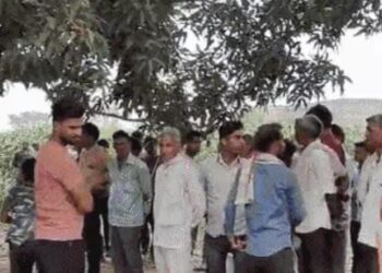 पुलिस के उत्पीड़न से तंग आकर तीन दिन में दो भाइयों ने की आत्महत्या, आक्रोश