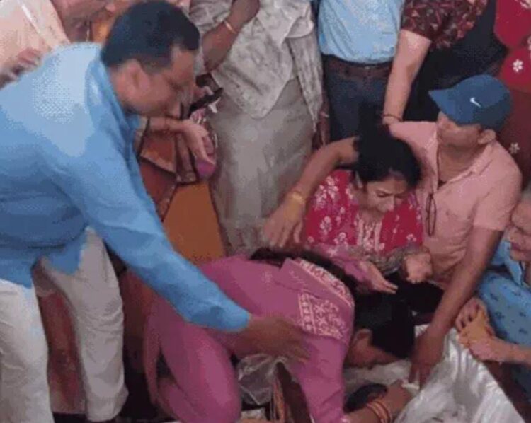 चीन से 25 दिन बाद आगरा पहुंचा इंजीनियर का शव