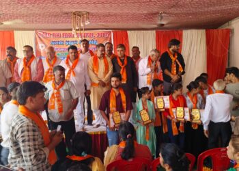 प्रतिभाशाली छात्रों का क्षत्रिय सभा ने किया सम्मान