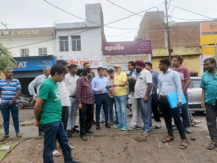 ट्रांसपोर्ट नगर में नालों की सफाई के लिए नगर निगम चलायेगा अभियान