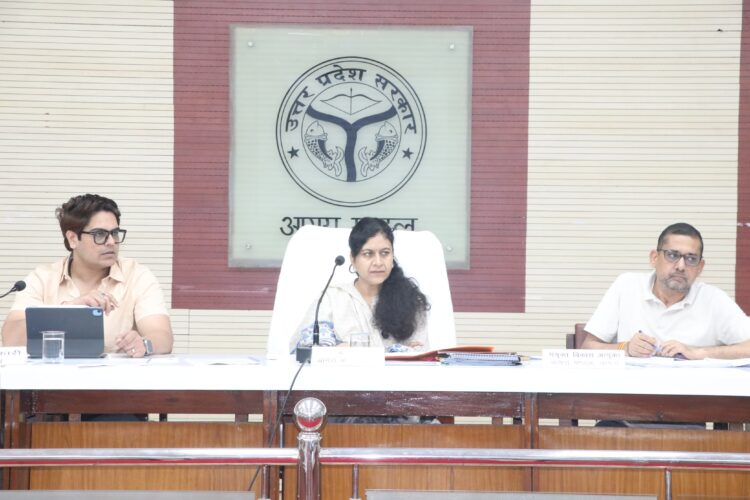 सरकारी कार्यालयों में दलालों के दिखने पर अधिकारियों के खिलाफ होगी कार्रवाई: कमिश्नर