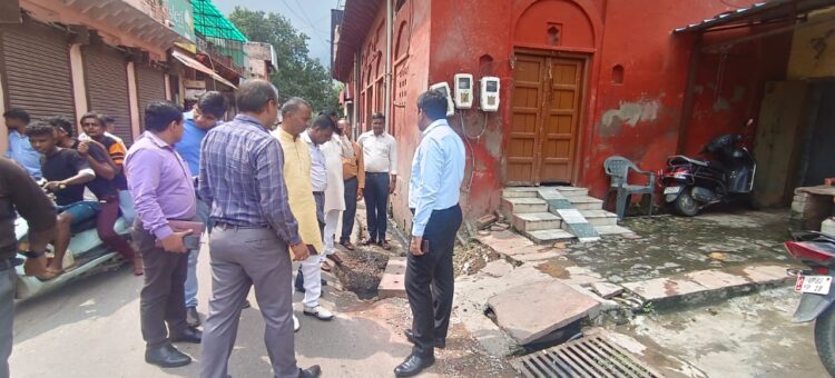 पुरानी मंडी मेट्रो स्टेशन के पास होने वाले जलभराव को रोकने के लिये किये जाएं उचित प्रबंध