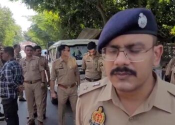 रामलीला मैदान में युवक और युवती के शव मिलने से फैली सनसनी