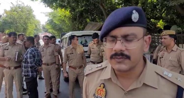 रामलीला मैदान में युवक और युवती के शव मिलने से फैली सनसनी