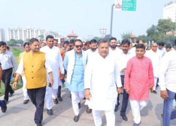 अखिलेश यादव की कार्यशैली, आदत, सोच और हरकत बंदरों जैसी है- बोले मंत्री जयवीर सिंह