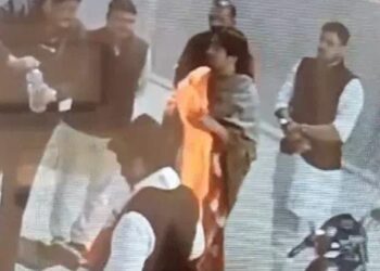 दक्षिणी बाइपास के ढाबे पर धीरेंद्र शास्त्री के सुरक्षाकर्मियों से शराबी भिड़ गए