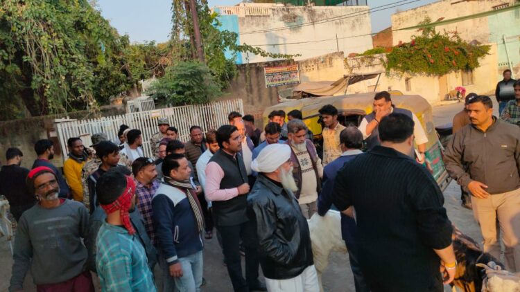 गंदगी पाये जाने पर सफाई नायक निलंबित,एसएफआई का वेतन रोका