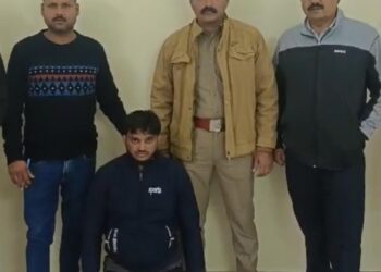 गर्लफ्रेंड को 25 लाख रुपए देने के लिए किया था भांजे का अपहरण