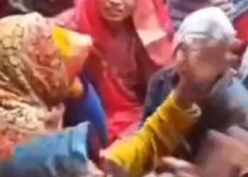 बाह में दंपति के शव मिले, पत्नी का शव बिस्तर पर था पति का फंदे पर