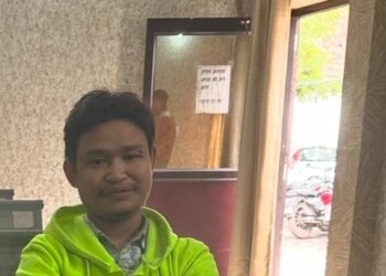 गजब: चोर को लुटेरों ने लूटा, लुटेरों के पकड़ने के बाद चोर का खेल फूटा