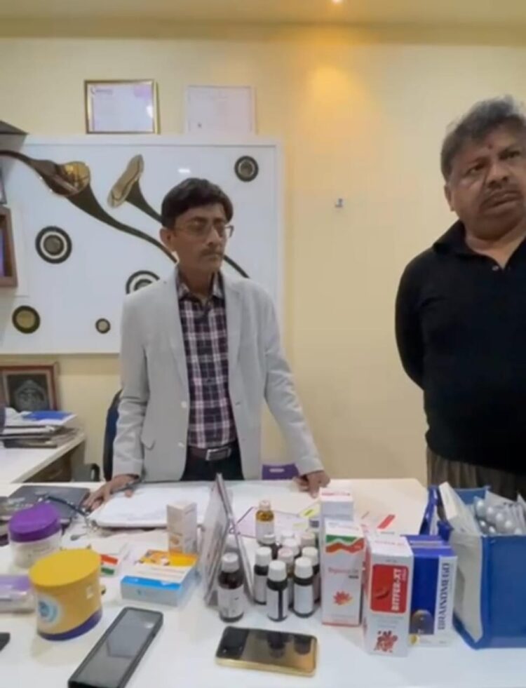 मेटरनिटी एंड चाइल्ड केयर सेंटर में 4300 रुपए लेकर बच्चे को लगाई एक्सपायर्ड वैक्सीन, हंगामा